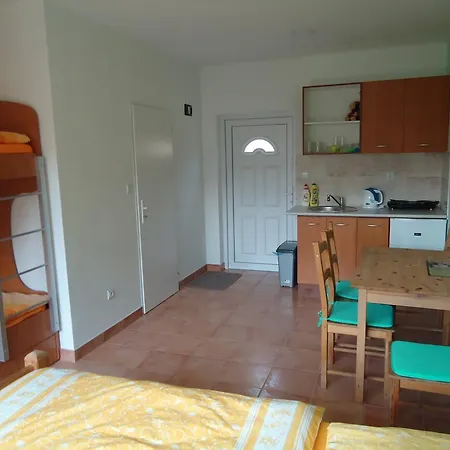 Gasthuis Carmen Česká Skalice